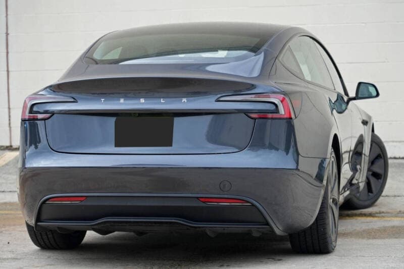 2024 Tesla MODEL 3 - 4