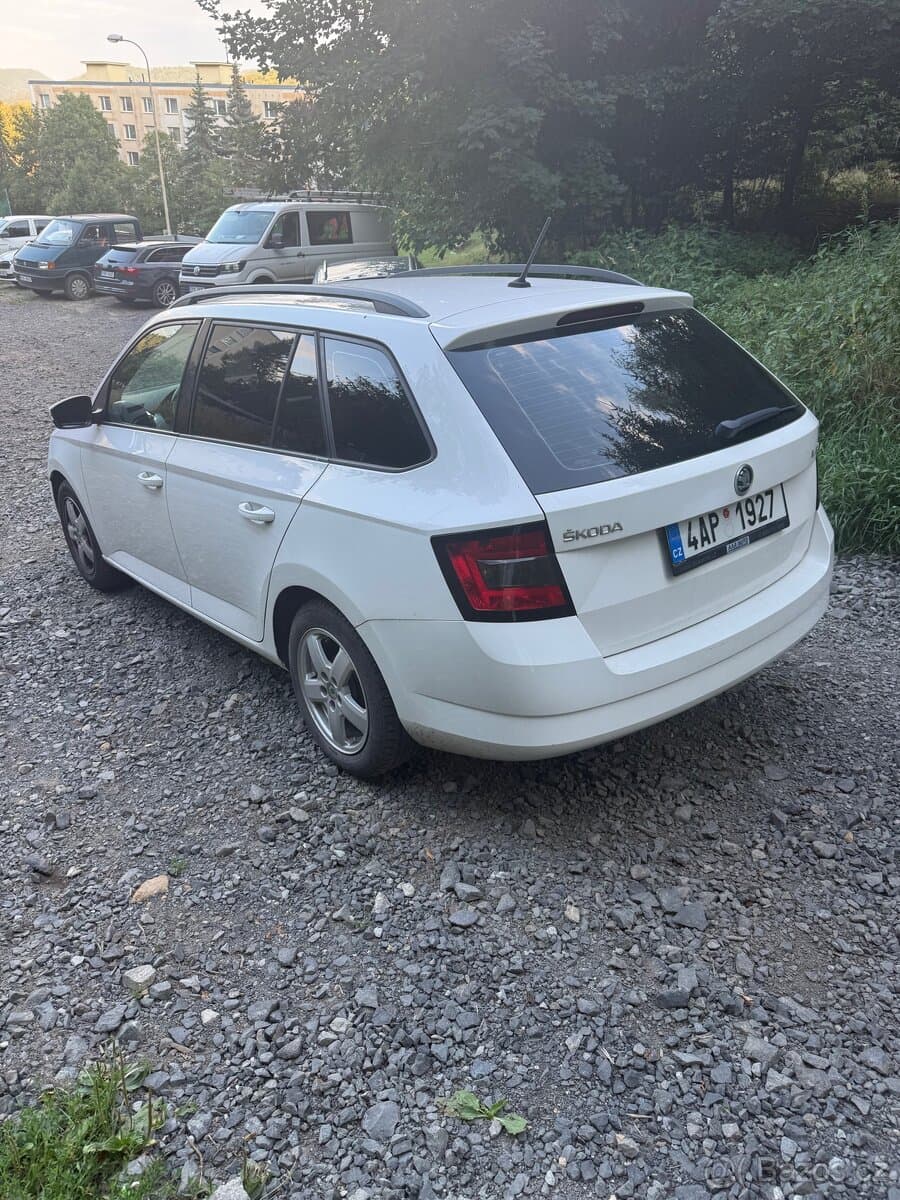 2015 Škoda FABIA - 4