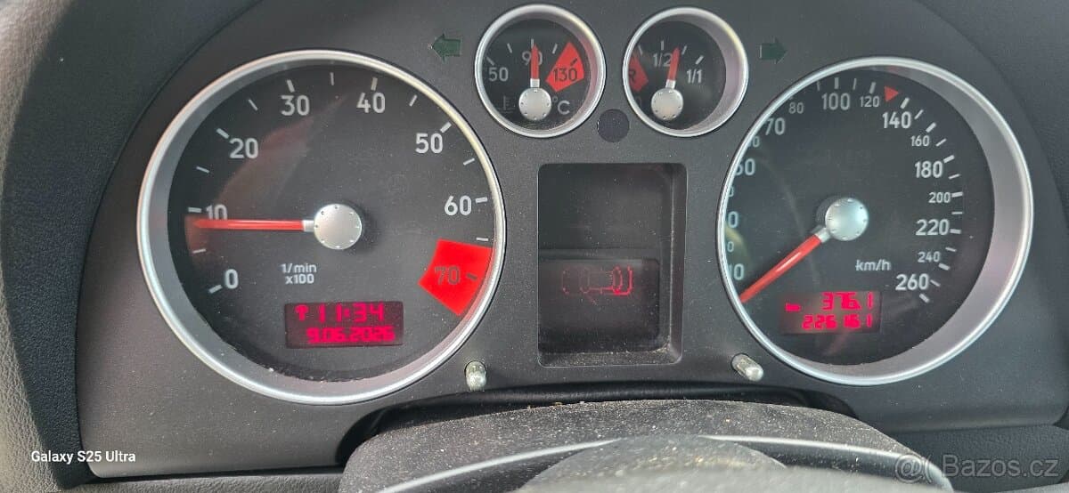2000 Audi TT - 4
