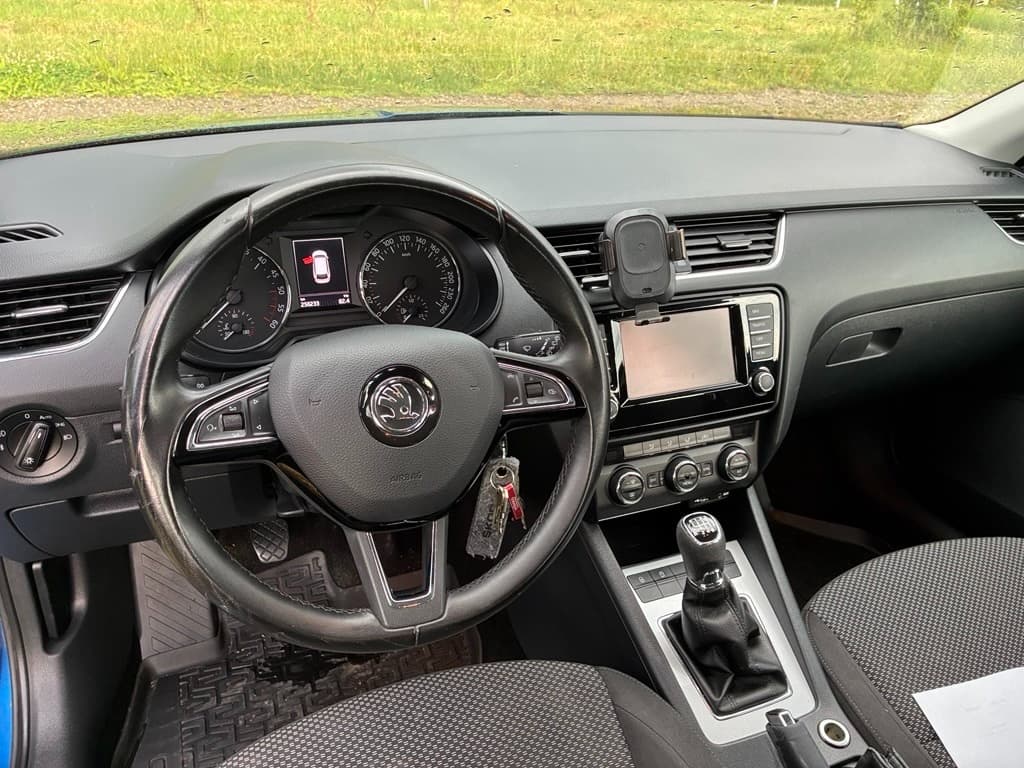 Škoda OCTAVIA - 4
