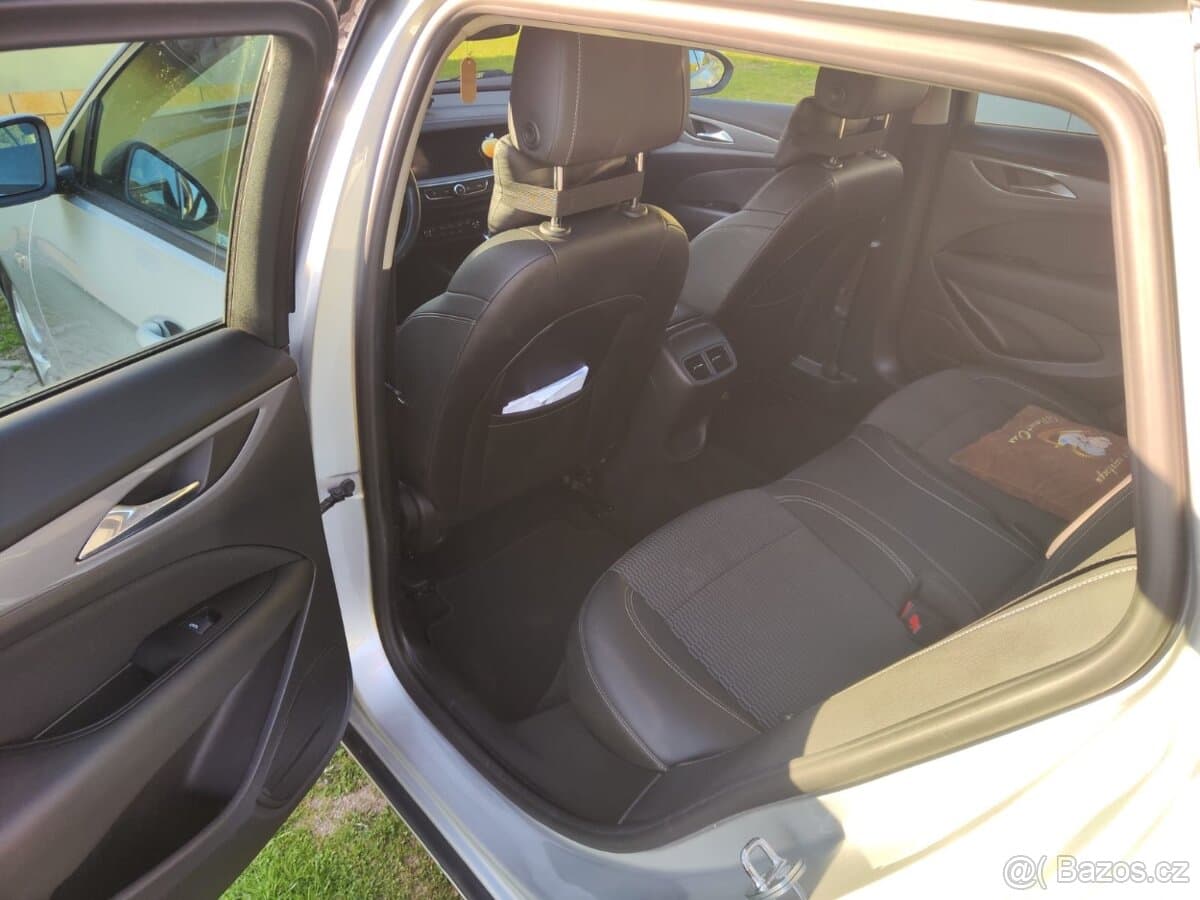2018 Opel INSIGNIA - 4