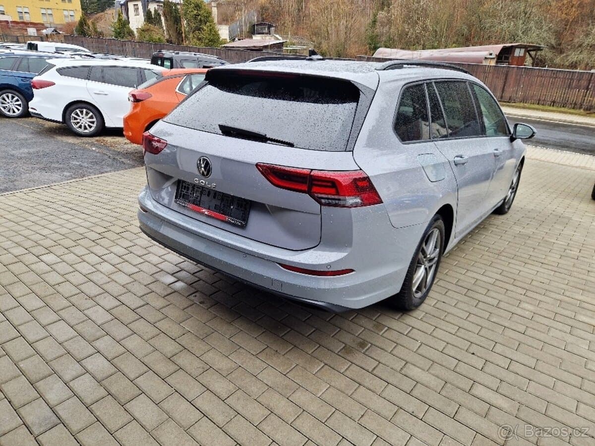 2021 Volkswagen GOLF - 4