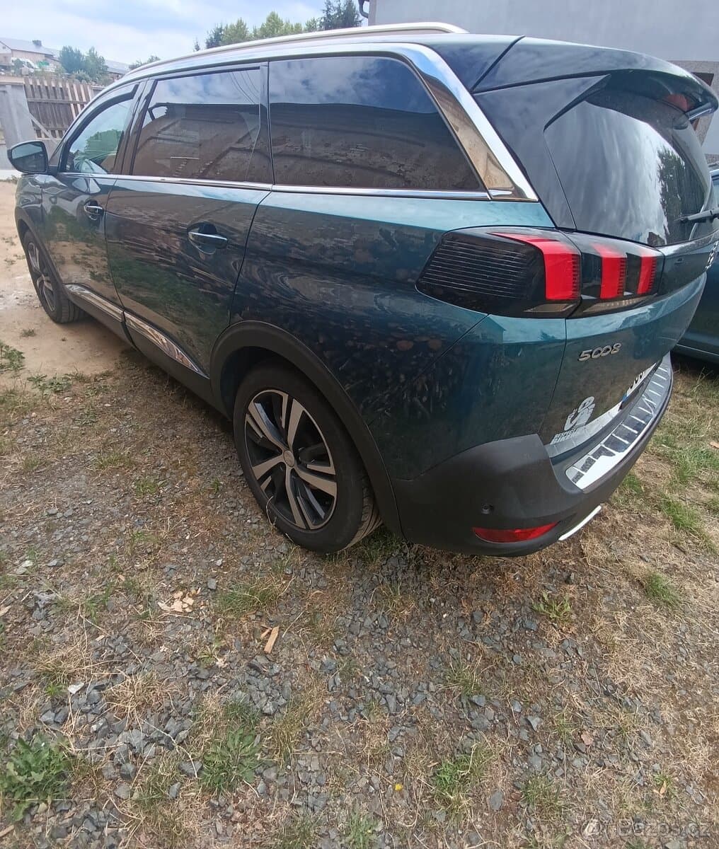 Peugeot 5008 - 4