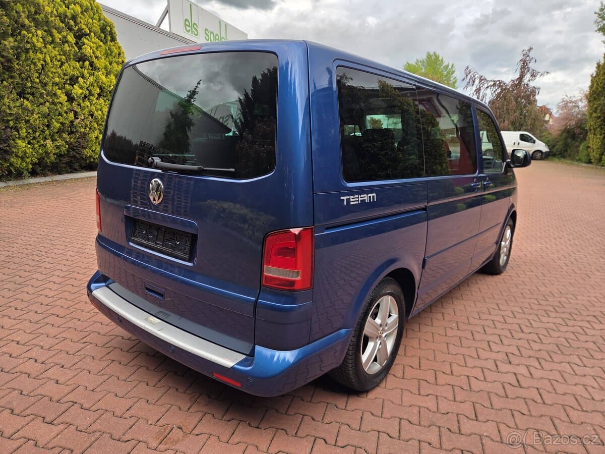 2010 Volkswagen MULTIVAN - 4