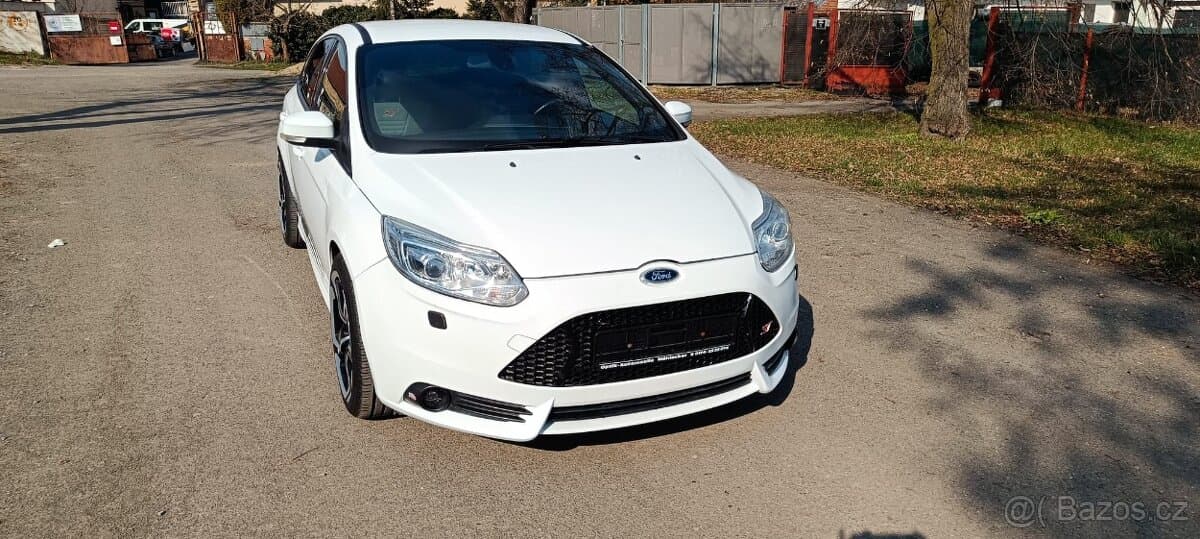 2012 Ford FOCUS - 4