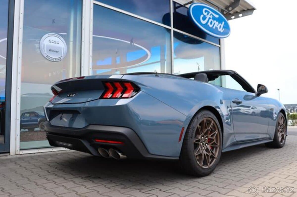 2026 Ford MUSTANG - 4