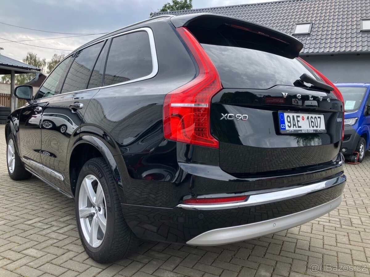 2022 Volvo XC90 - 4