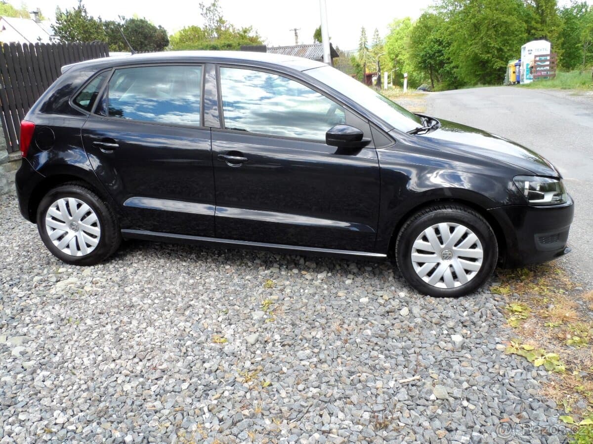 2012 Volkswagen POLO - 4