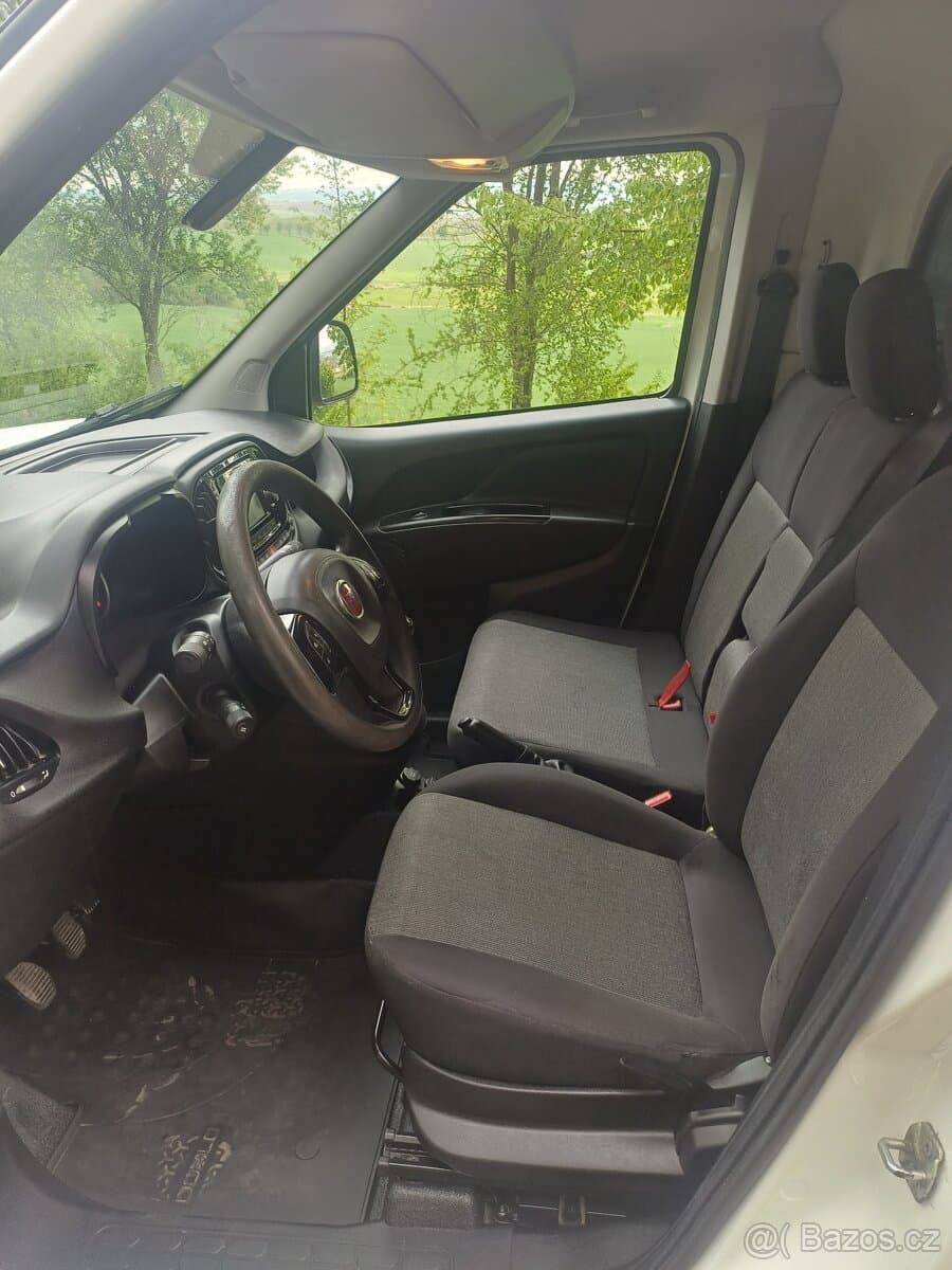 2021 Fiat DOBLO - 4