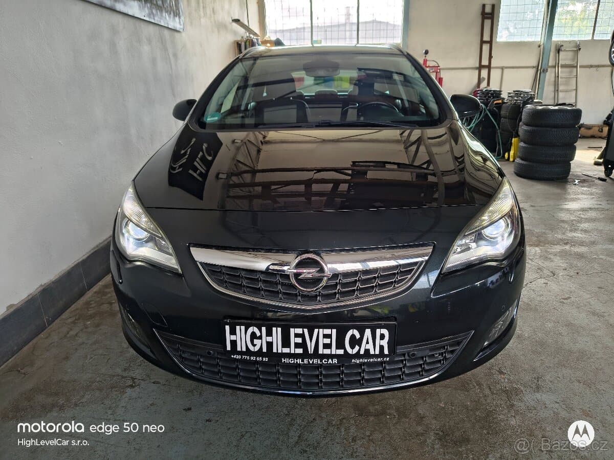 2012 Opel ASTRA - 4