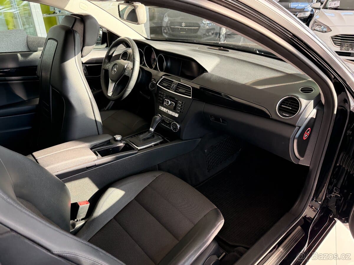 2011 Mercedes-Benz C-CLASS - 4