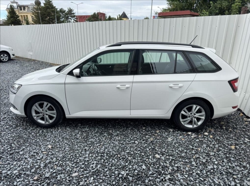 2021 Škoda FABIA - 4