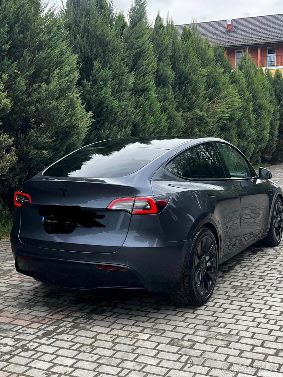2022 Tesla MODEL Y - 4