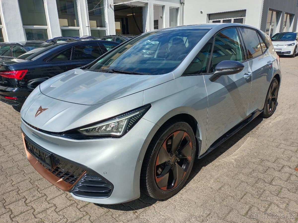 2022 Cupra BORN - 4