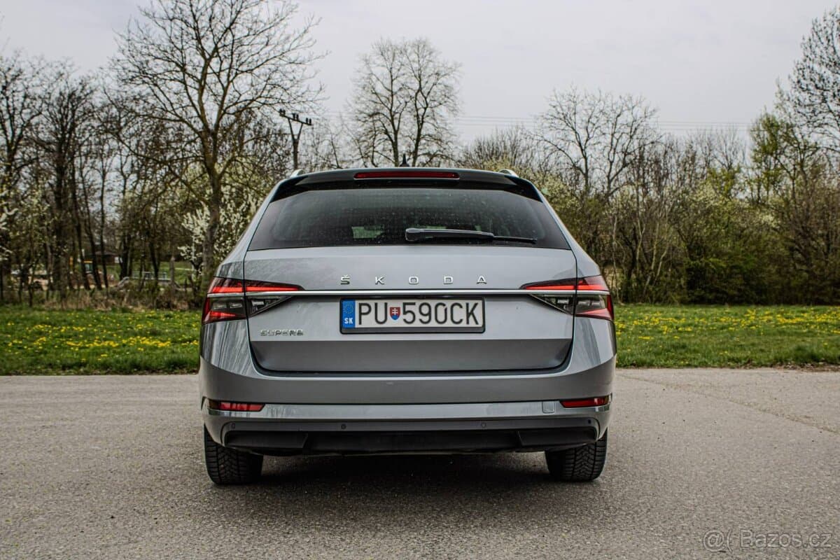 2021 Škoda SUPERB - 4