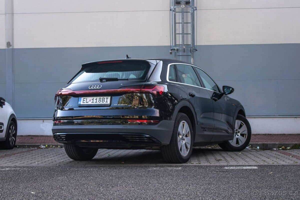 2020 Audi E-TRON - 4