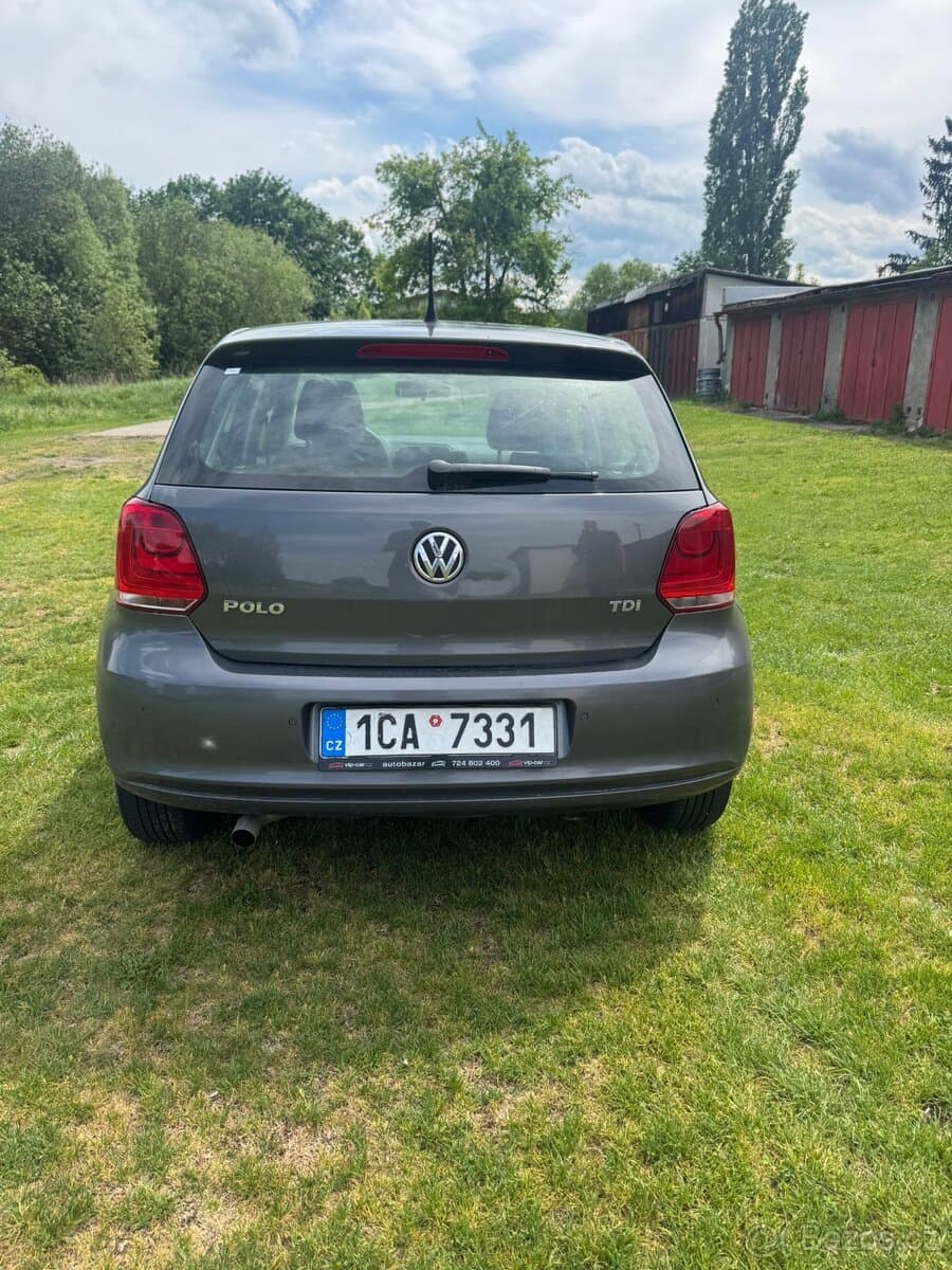 2010 Volkswagen POLO - 4