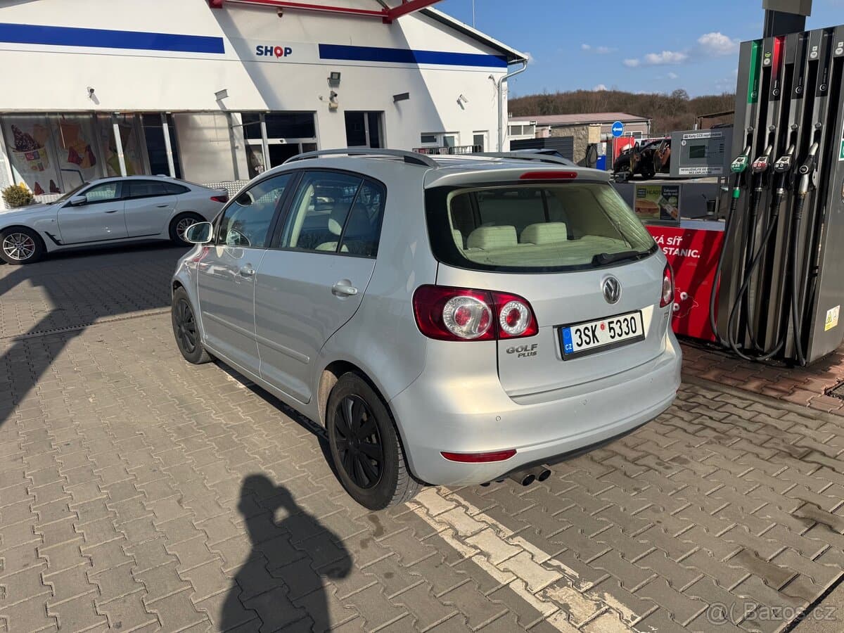 2009 Volkswagen GOLF - 4