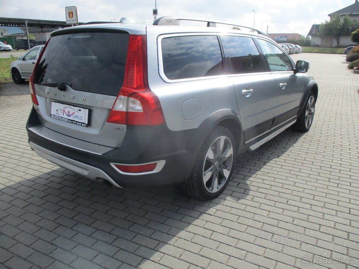 2010 Volvo XC70 - 4