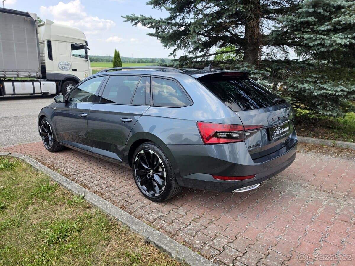 2021 Škoda SUPERB - 4