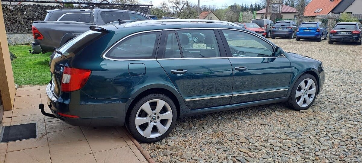 2011 Škoda SUPERB - 4