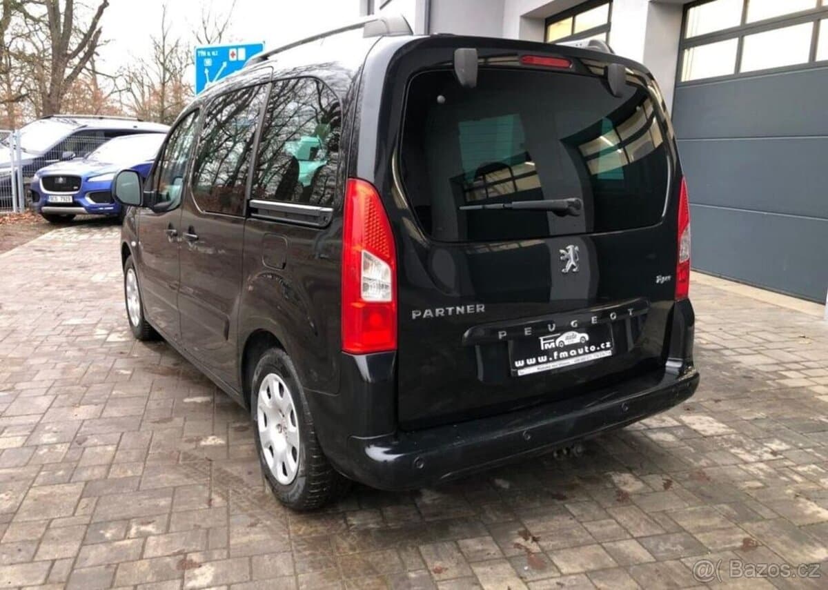 2011 Peugeot PARTNER - 4