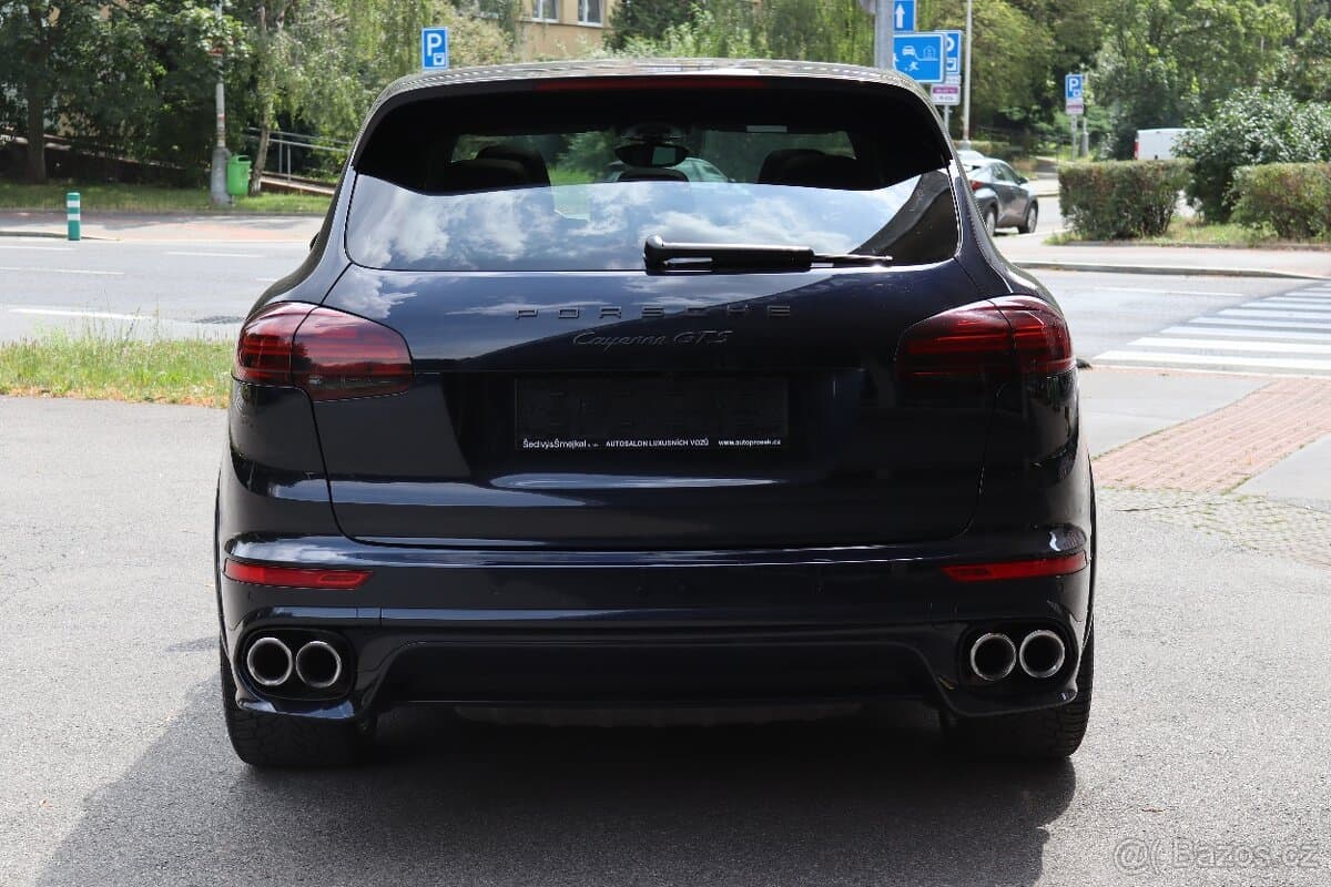 2016 Porsche CAYENNE - 4