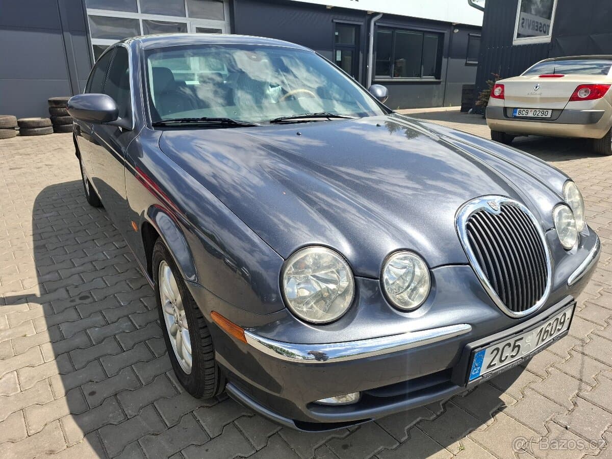 2002 Jaguar S-TYPE - 4