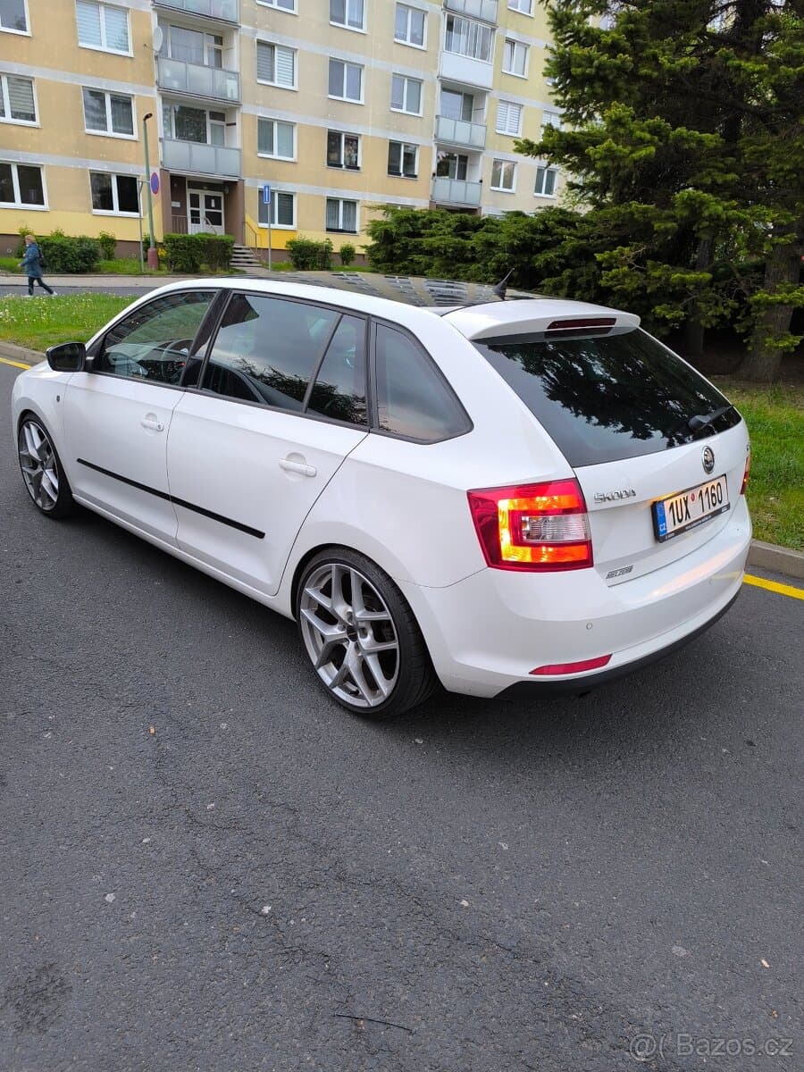 Škoda RAPID - 4