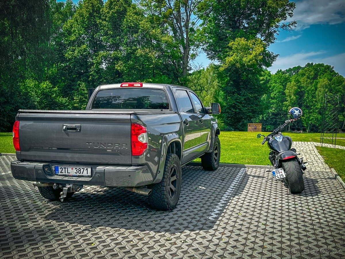 2016 Toyota TUNDRA - 4