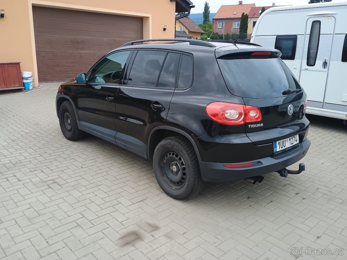 2009 Volkswagen TIGUAN - 4