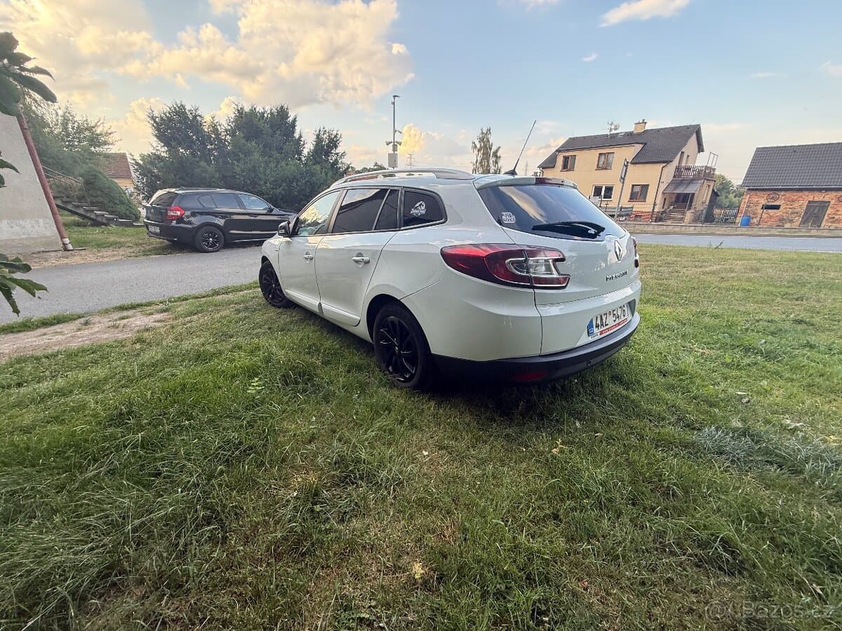 2015 Renault MEGANE - 4
