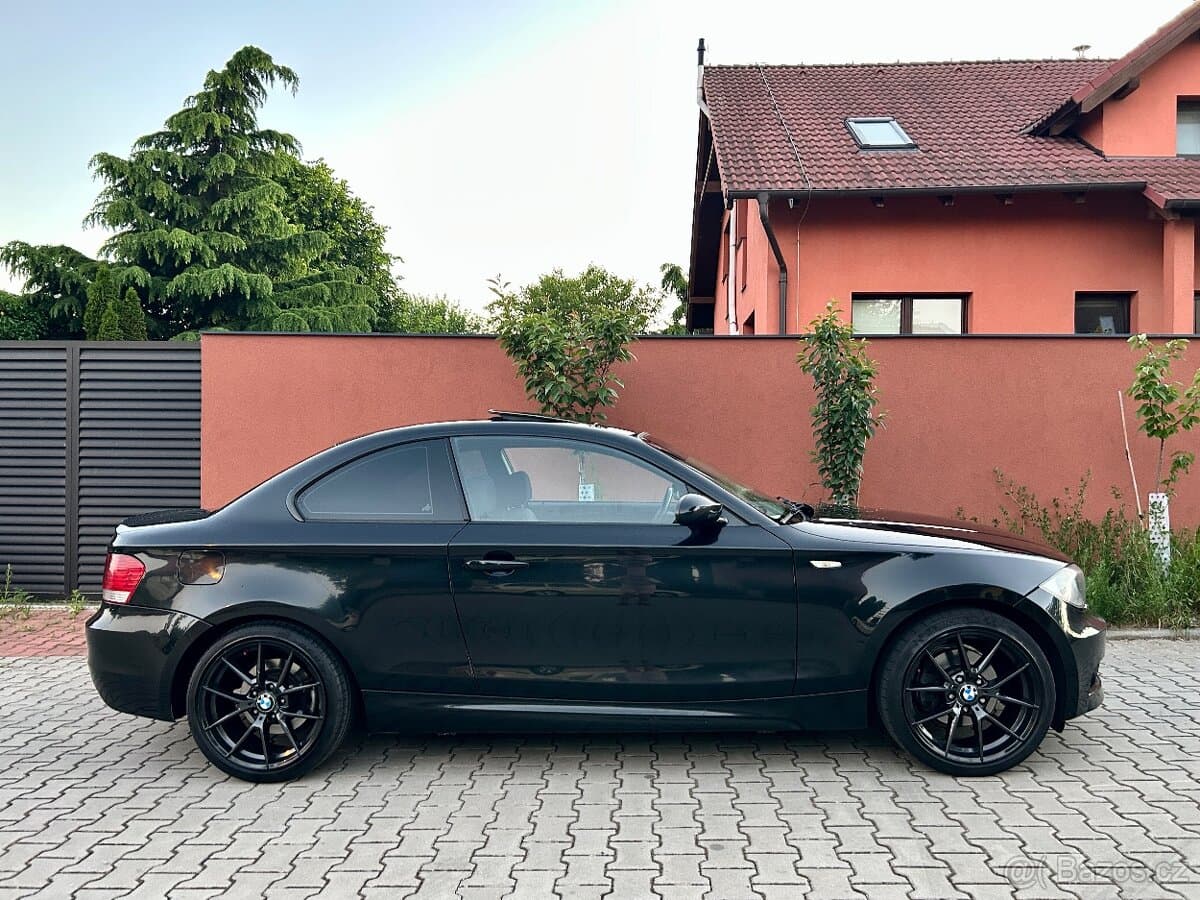 2009 BMW 1-SERIES - 4