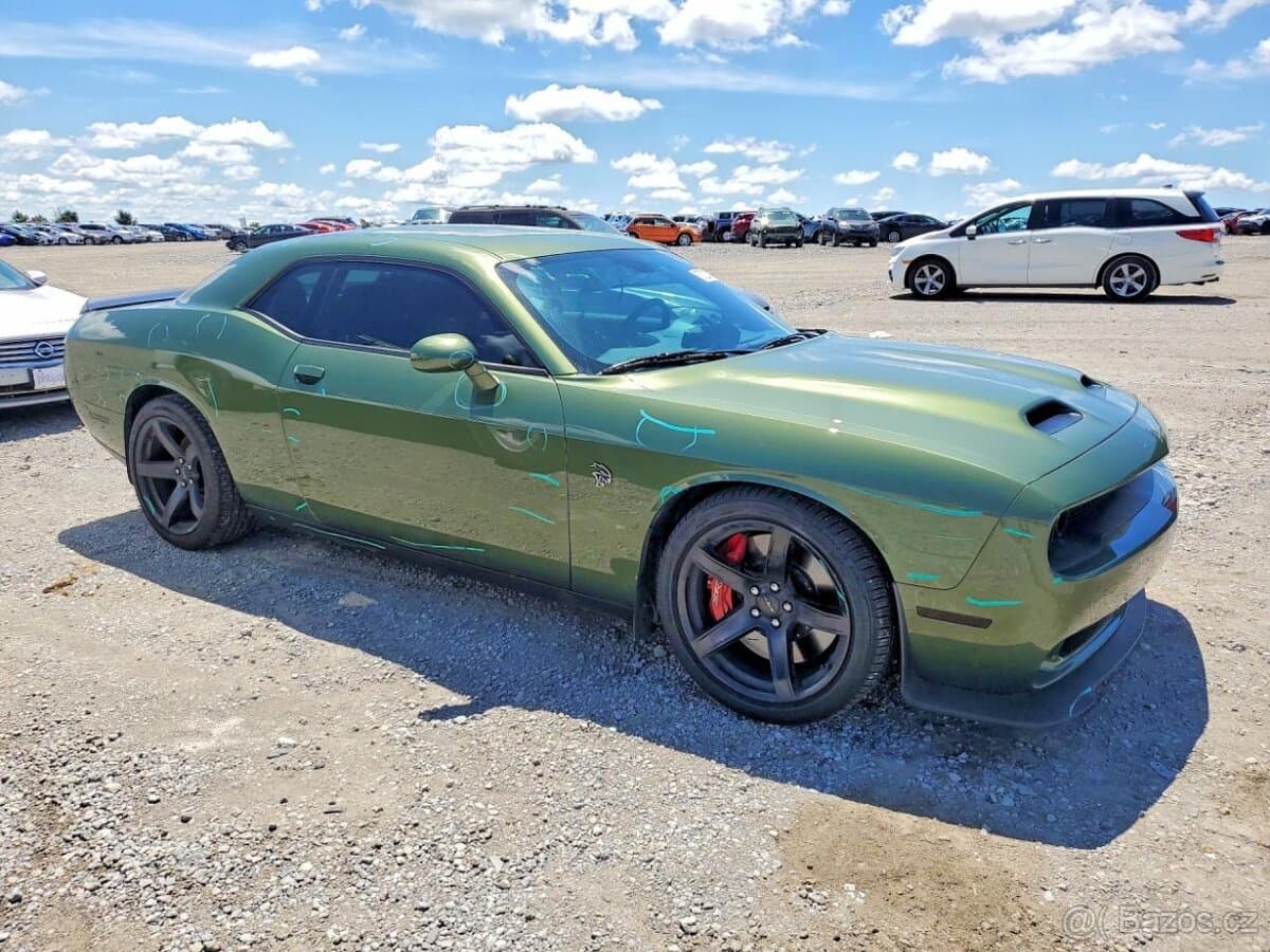 2021 Dodge CHALLENGER - 4