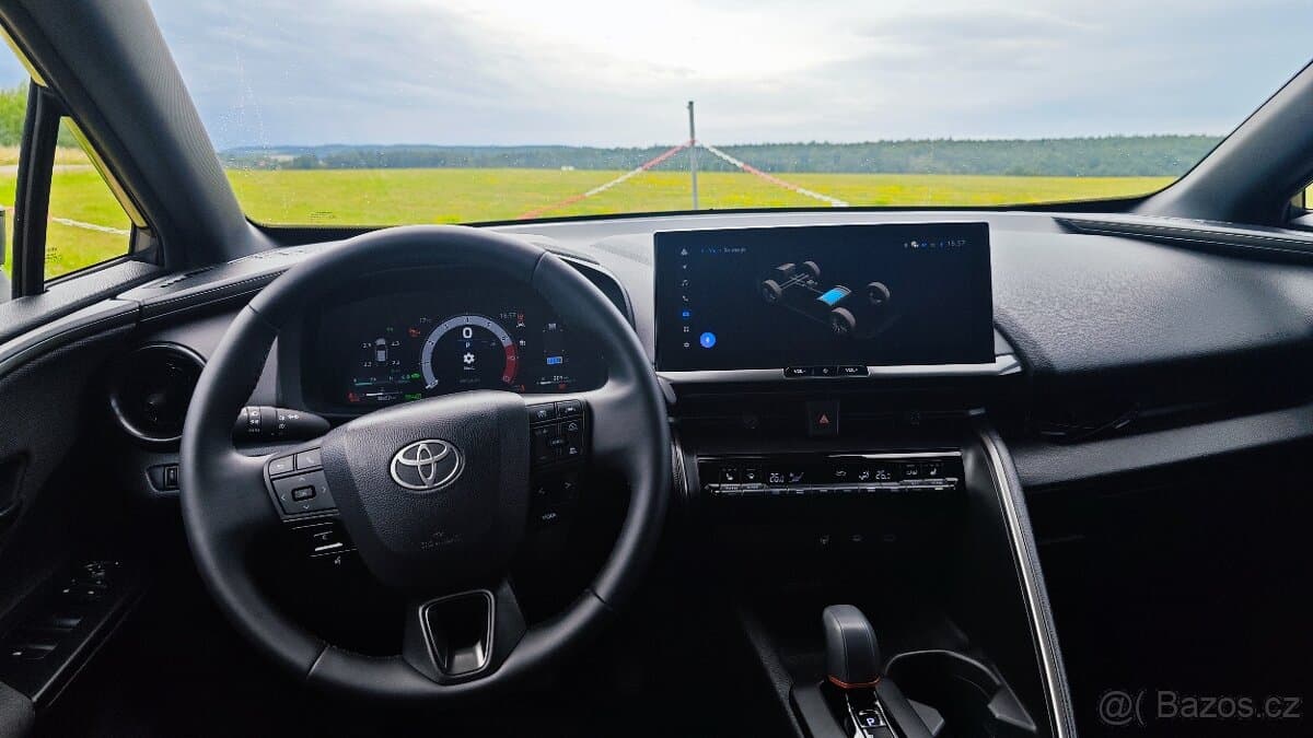 2025 Toyota C-HR - 4