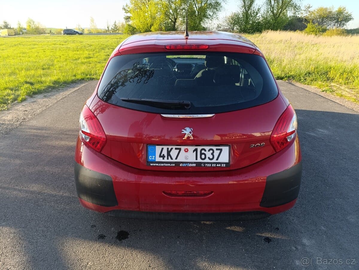 2013 Peugeot 208 - 4