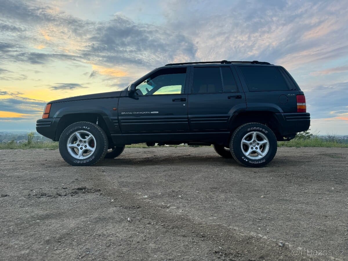 1998 Jeep CHEROKEE - 4