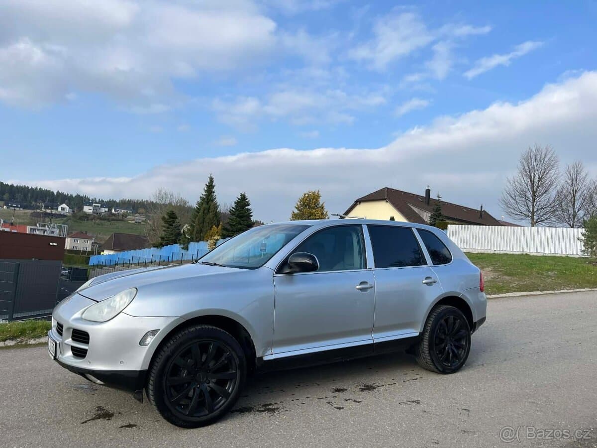 Porsche CAYENNE - 4