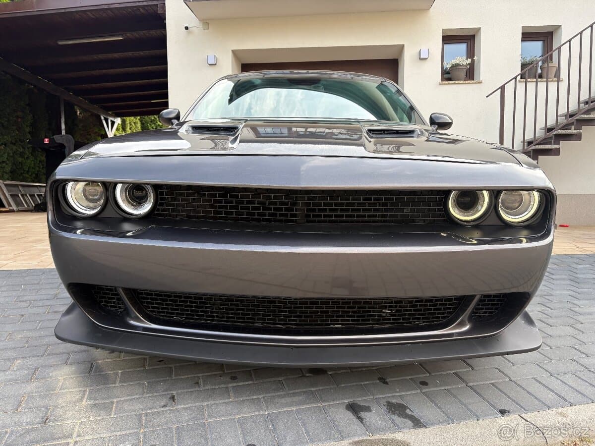 2020 Dodge CHALLENGER - 4