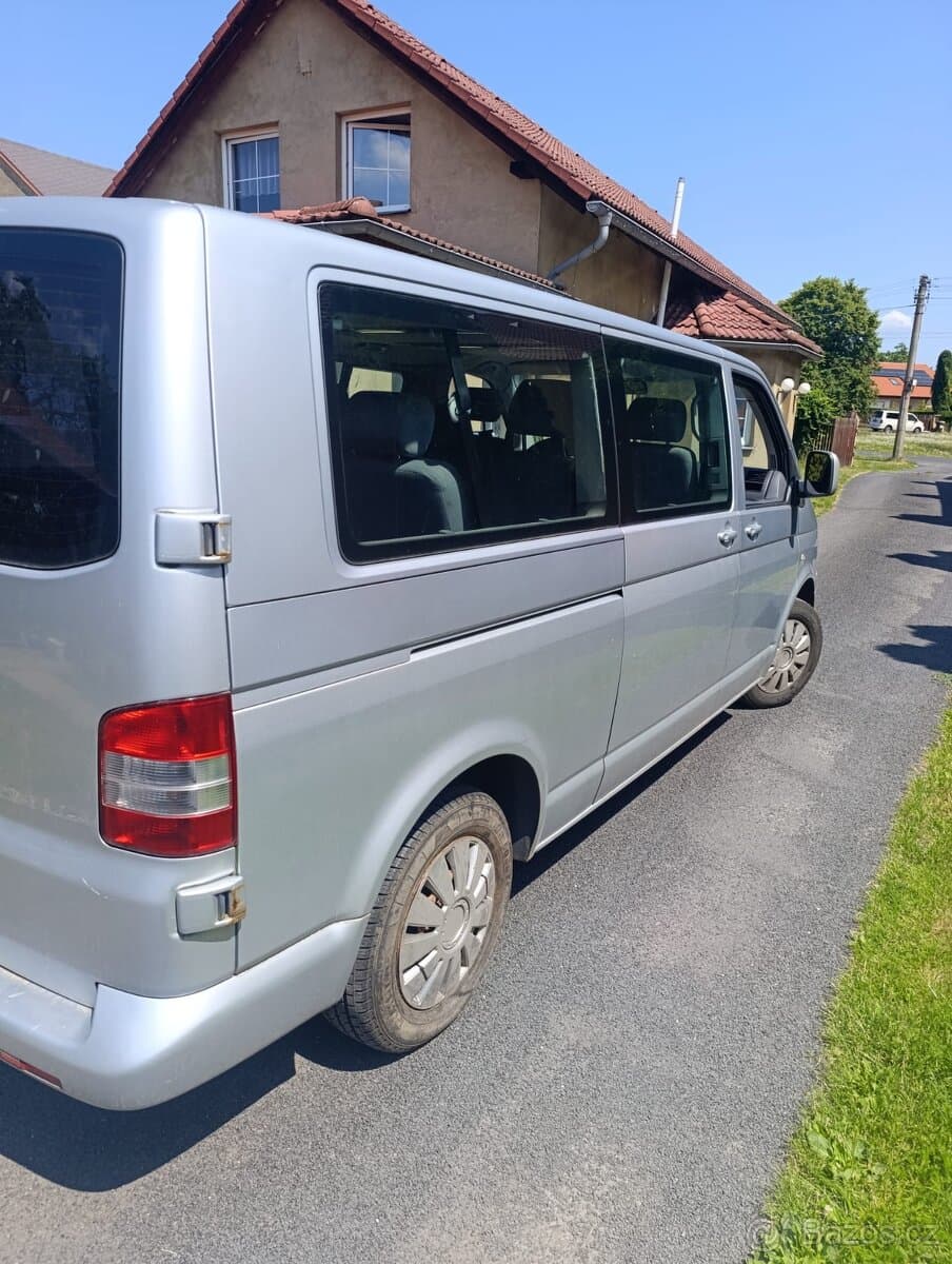 2006 Volkswagen CARAVELLE - 4
