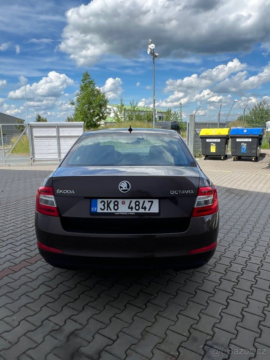Škoda OCTAVIA - 4