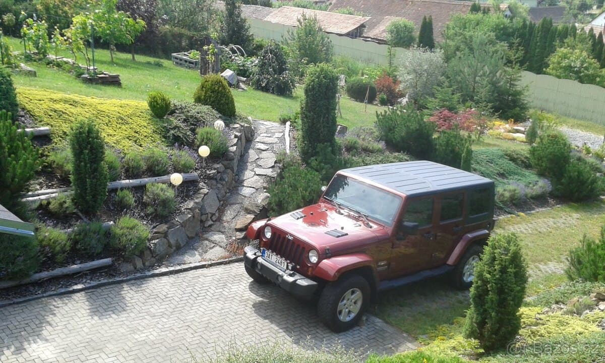 2010 Jeep WRANGLER - 4