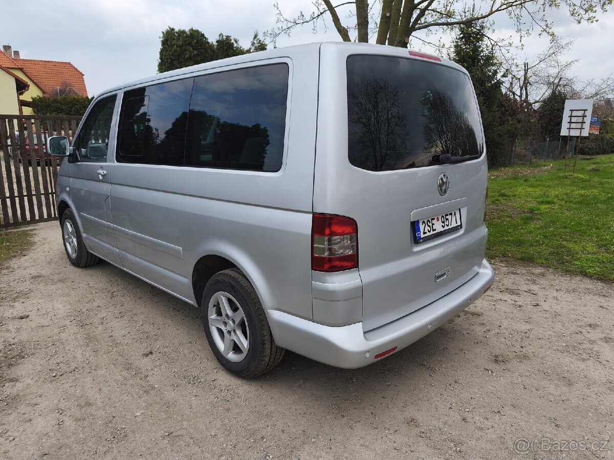 2005 Volkswagen MULTIVAN - 4