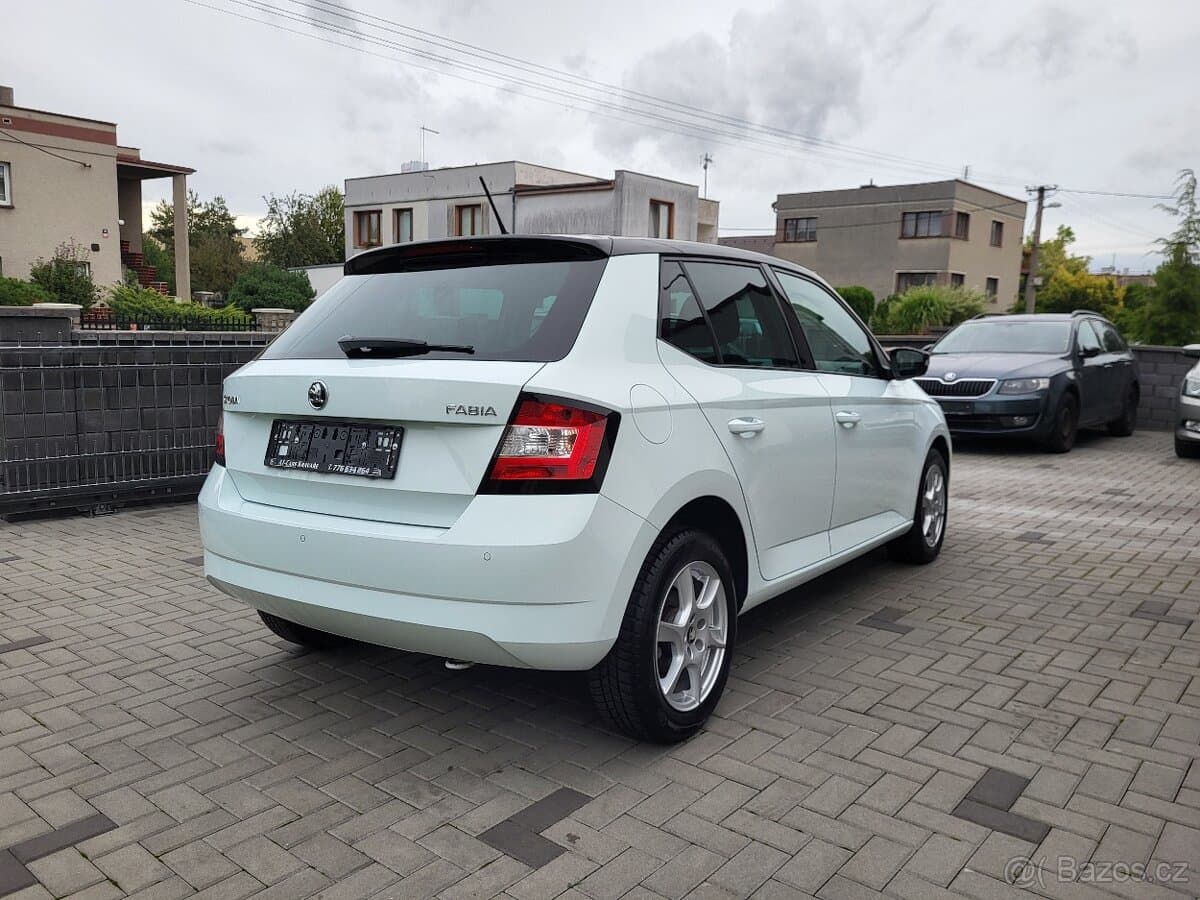 2015 Škoda FABIA - 4