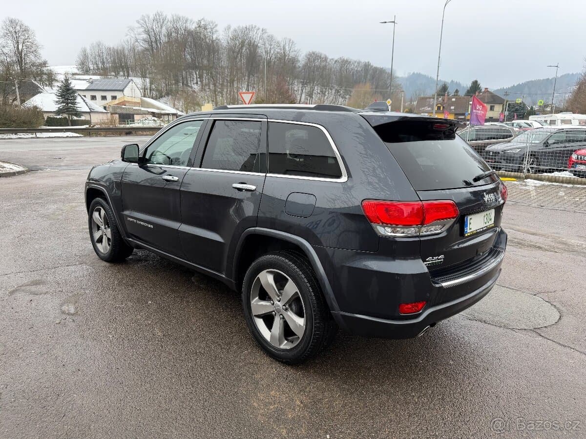 2015 Jeep CHEROKEE - 4