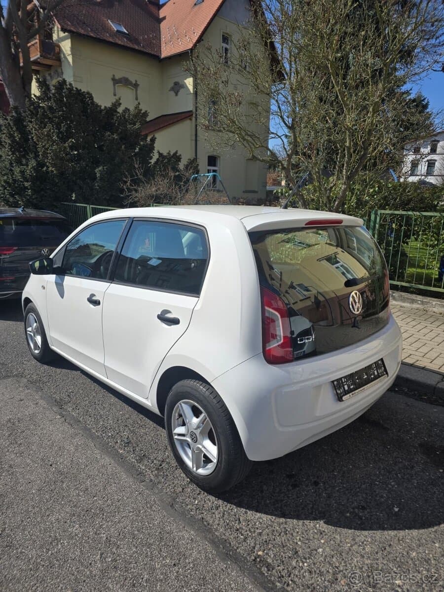 2015 Volkswagen UP! - 4