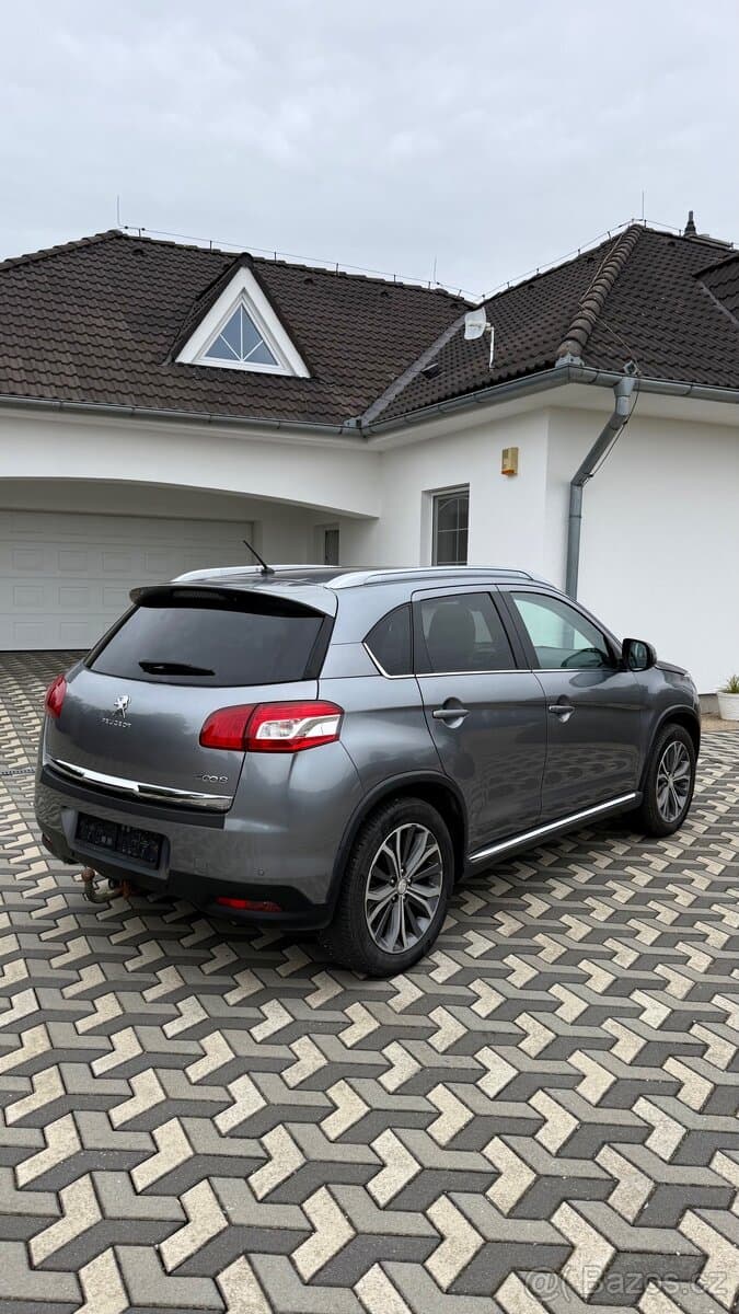 2013 Peugeot 4008 - 4