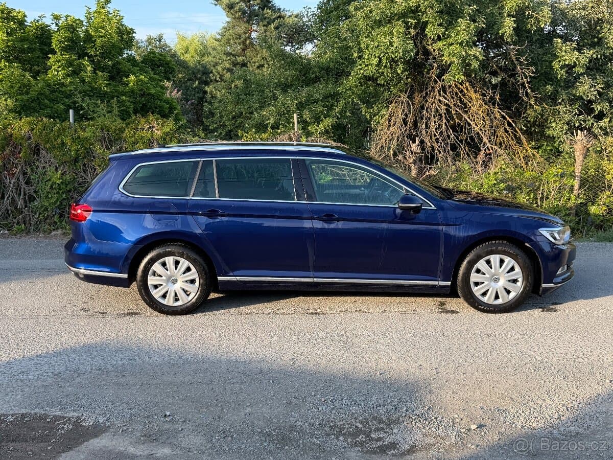 2019 Volkswagen PASSAT - 4
