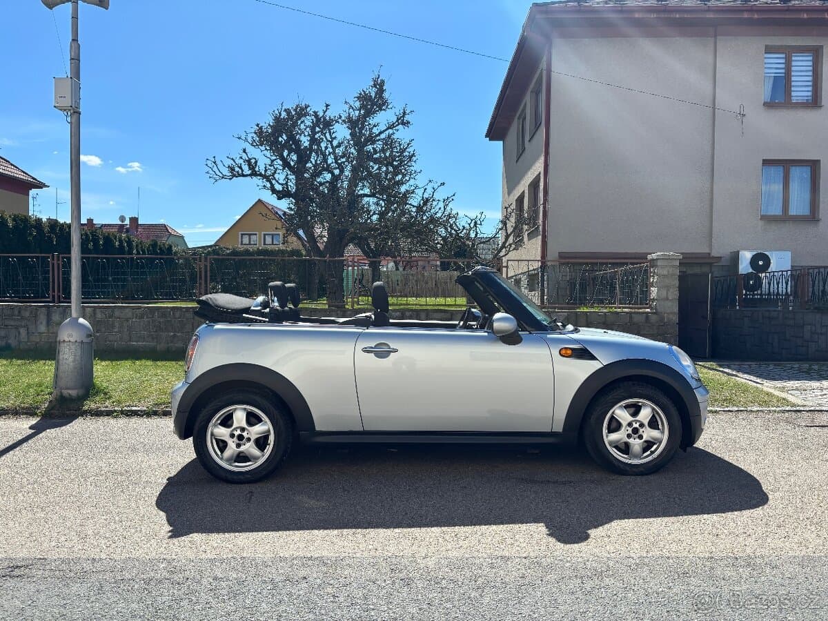 2009 Mini COOPER - 4