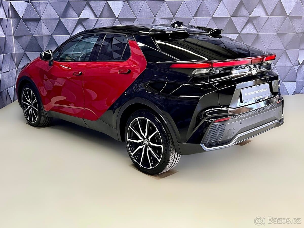 2024 Toyota C-HR - 4